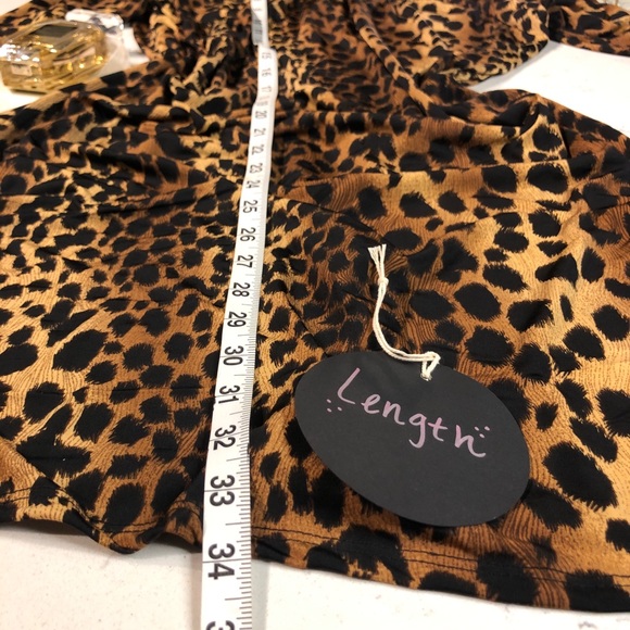 ❗️SOLD Leopard print long sleeve dress size XL - Picture 7 of 8
